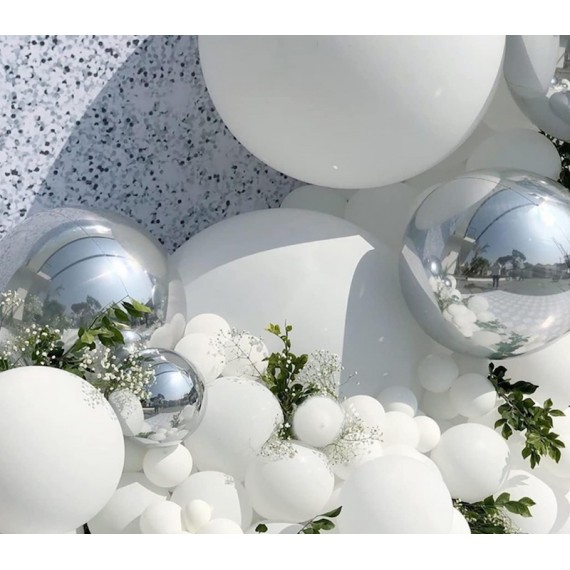 Store hvite ballonger